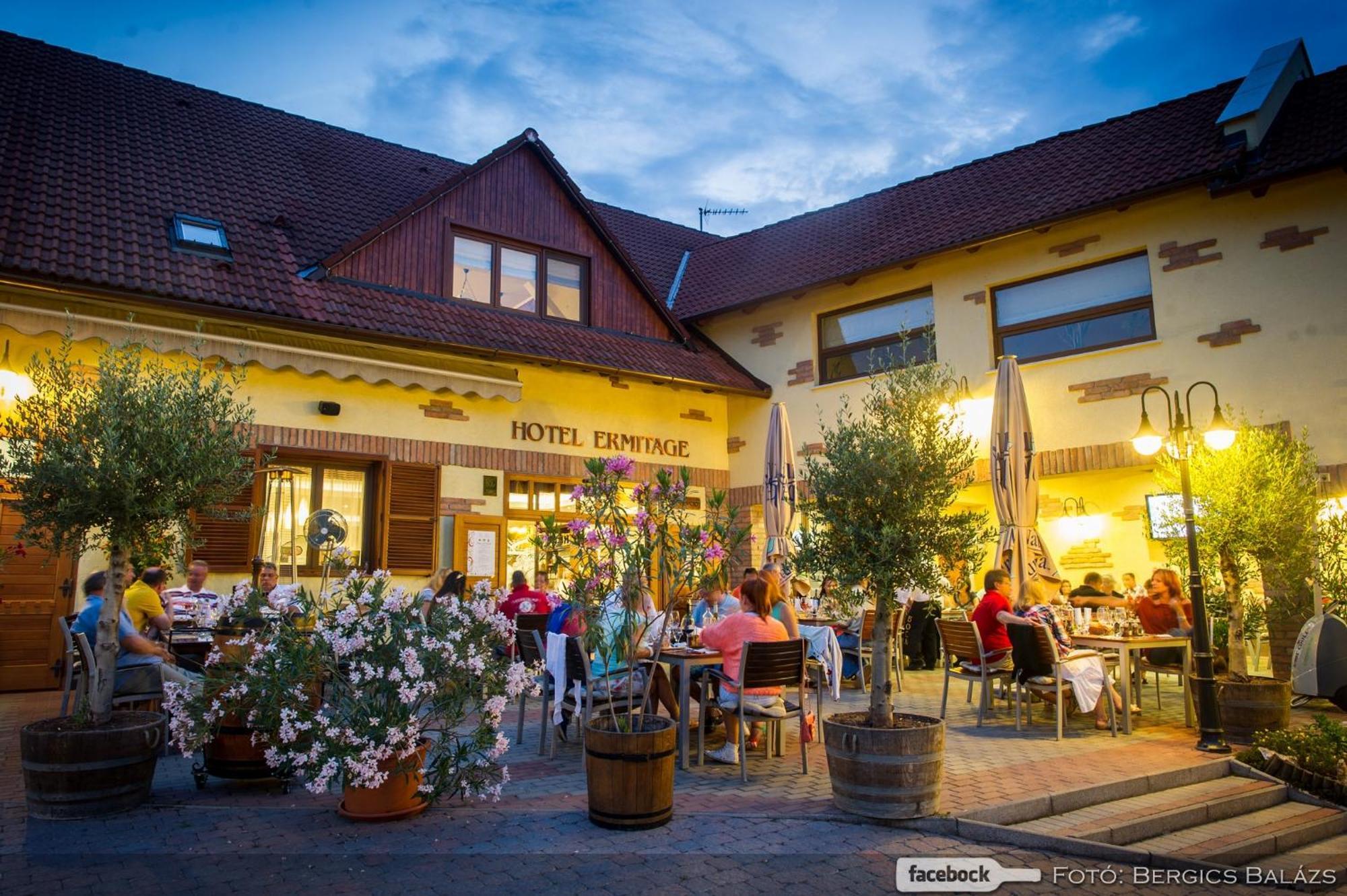 Bock Hotel Ermitage Villany Luaran gambar